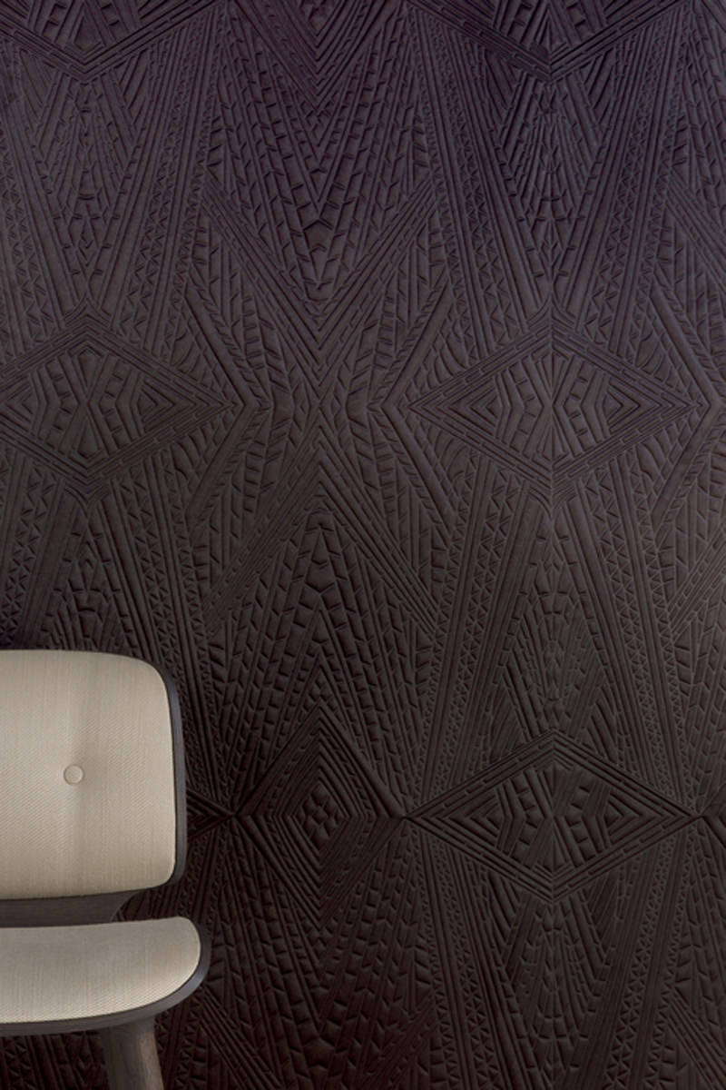Mooooi Wallcovering Extinct Animal at Tonsor